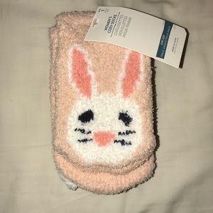 Old navy fuzzy socks